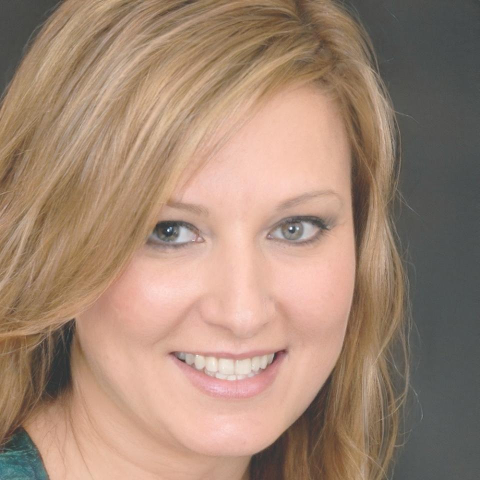 Portrait von Dozentin Anke Steinbach
